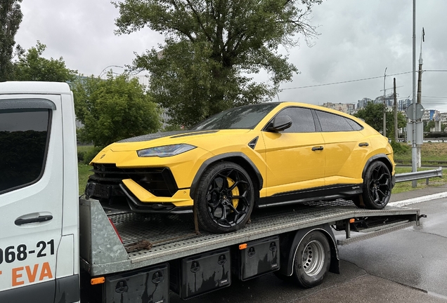 Lamborghini Urus Performante