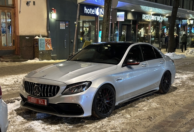 Mercedes-AMG C 63 S W205