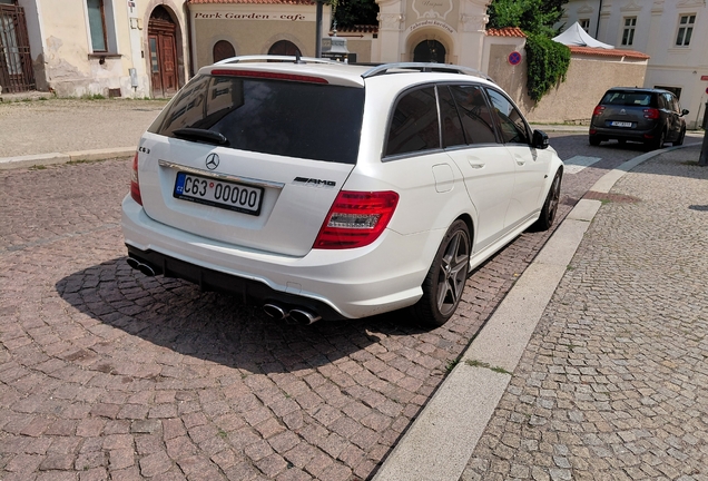 Mercedes-Benz C 63 AMG Estate 2012