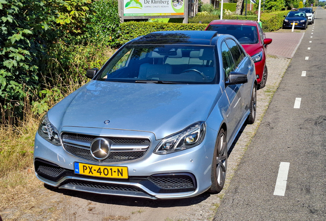 Mercedes-Benz E 63 AMG S W212