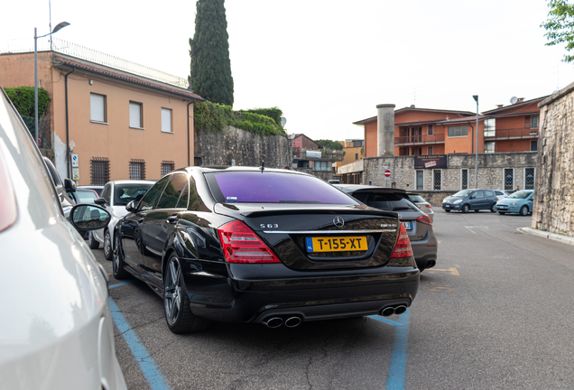 Mercedes-Benz S 63 AMG W221
