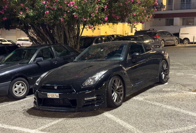 Nissan GT-R 2012