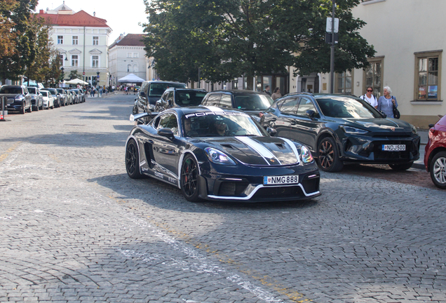 Porsche 718 Cayman GT4 RS Weissach Package