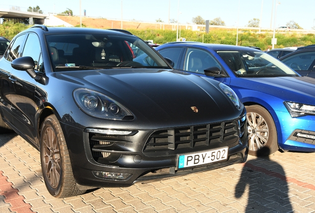 Porsche 95B Macan GTS MkI