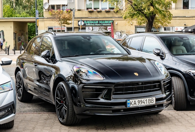 Porsche 95B Macan GTS MkIII