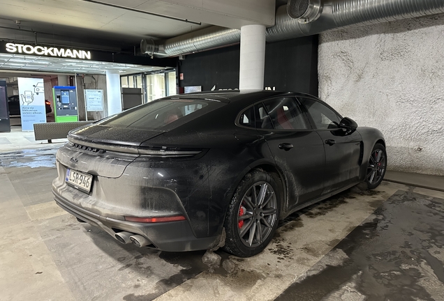 Porsche 972 Panamera Turbo E-Hybrid