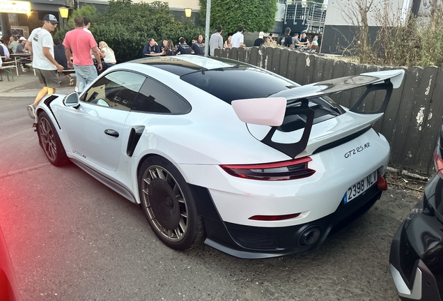 Porsche 991 GT2 RS Weissach Package Manthey Racing