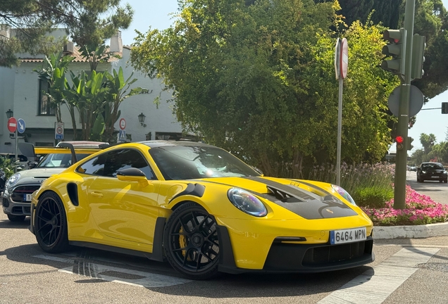 Porsche 992 GT3 RS MkI Weissach Package
