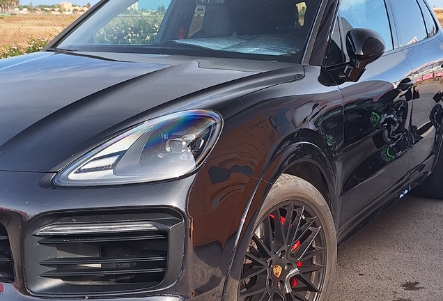 Porsche 9YA Cayenne GTS MkI
