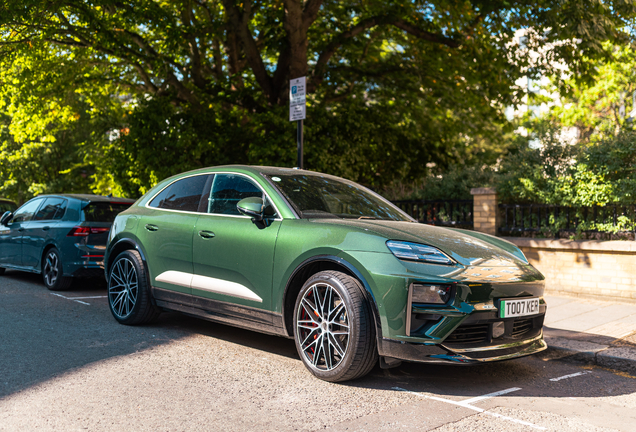Porsche Macan EV Turbo