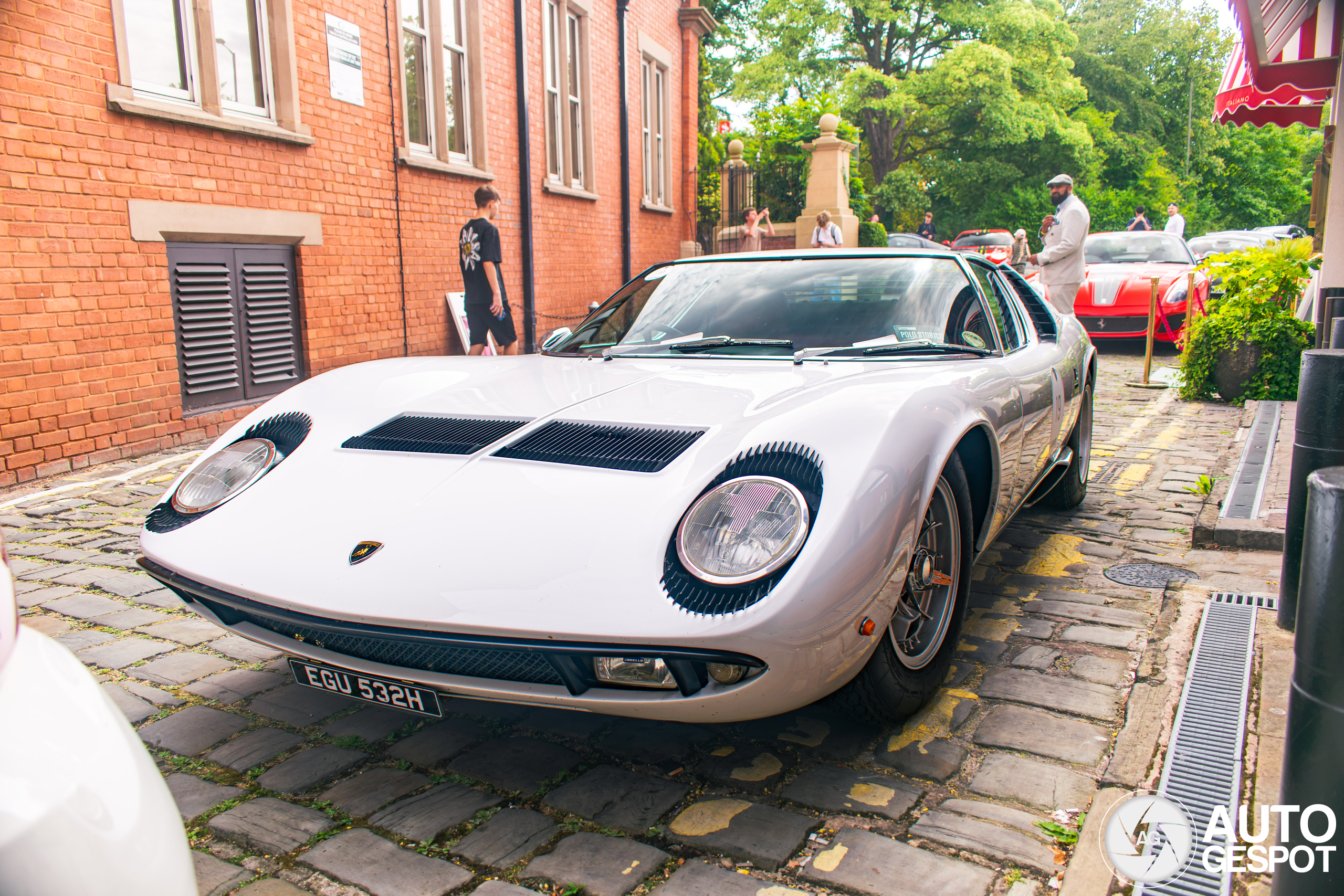 Lamborghini Miura P400 S