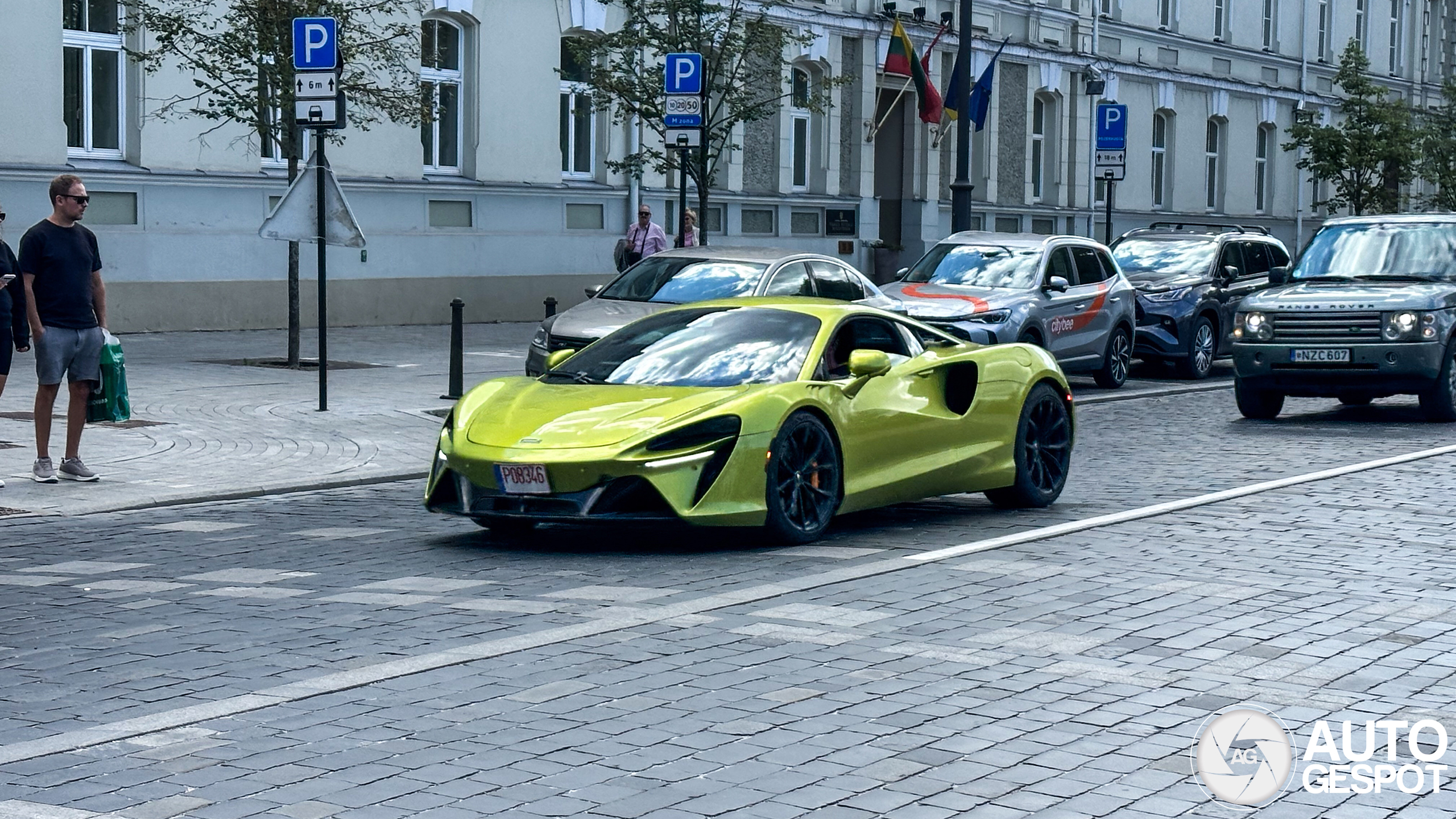 McLaren Artura