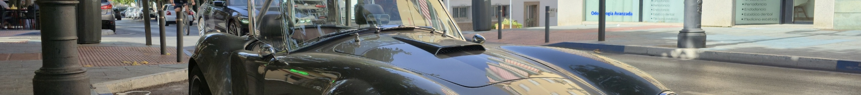 AC Cobra Superformance 427
