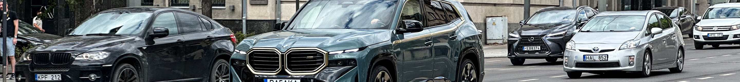 BMW XM G09
