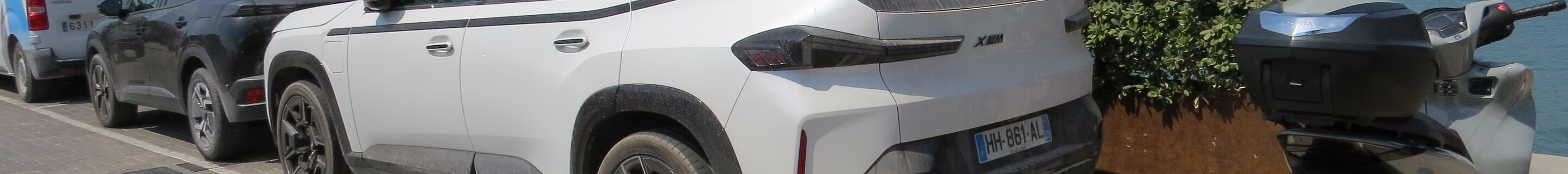 BMW XM G09
