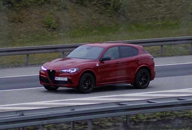 Alfa Romeo Stelvio Quadrifoglio 2023