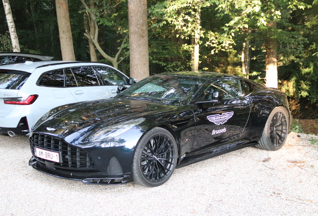 Aston Martin DB12 S