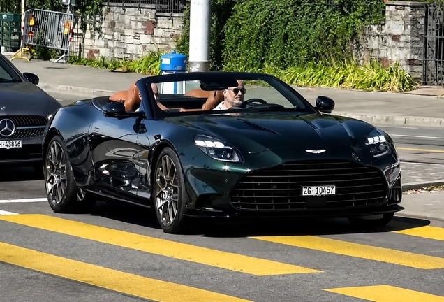 Aston Martin Vanquish Volante 2025