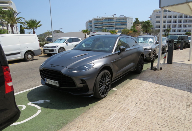 Aston Martin DBX