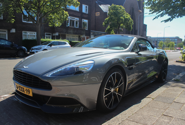 Aston Martin Vanquish Volante