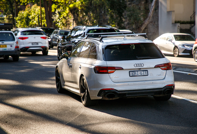 Audi RS4 Avant B9