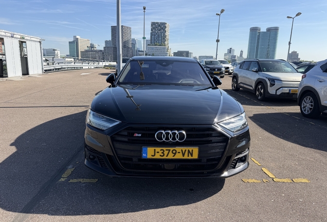 Audi S8 D5