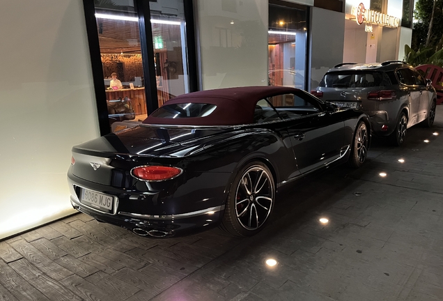 Bentley Continental GTC V8 2020