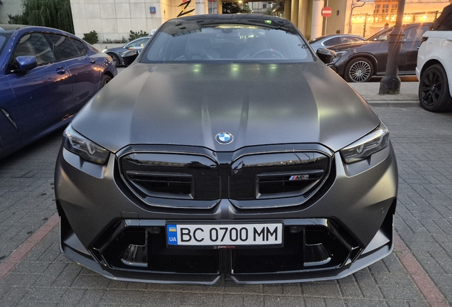 BMW M5 G90