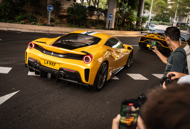 Ferrari 488 Pista
