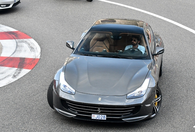 Ferrari GTC4Lusso