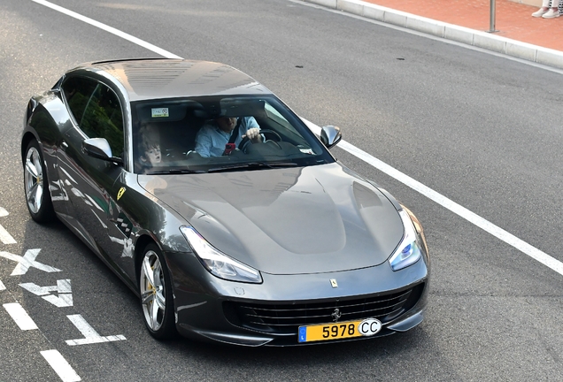Ferrari GTC4Lusso T