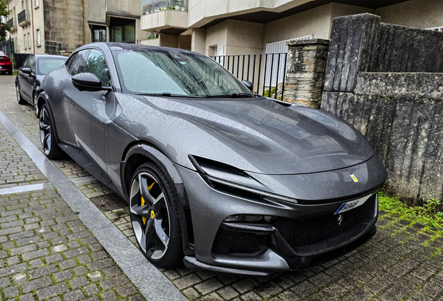 Ferrari Purosangue