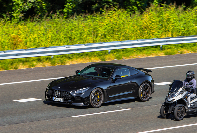 Mercedes-AMG GT 63 C192