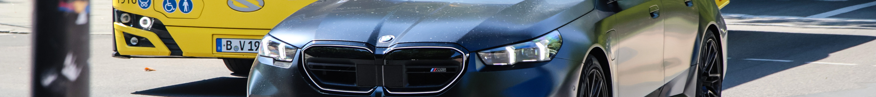 BMW M5 G90