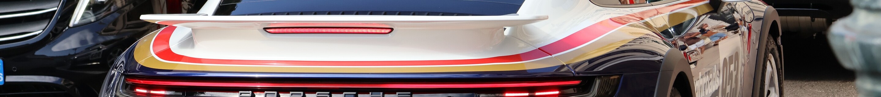 Porsche 992 Dakar