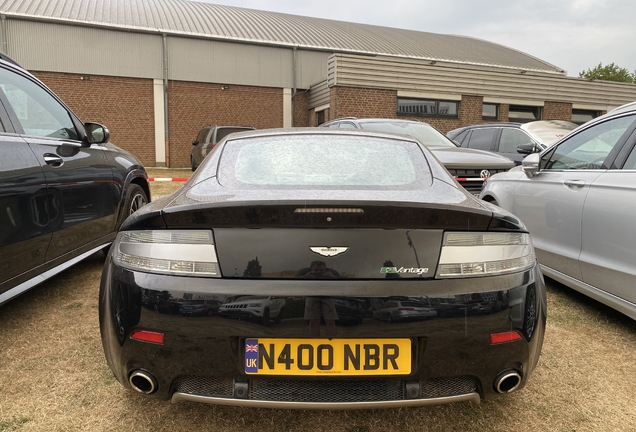 Aston Martin V8 Vantage N400