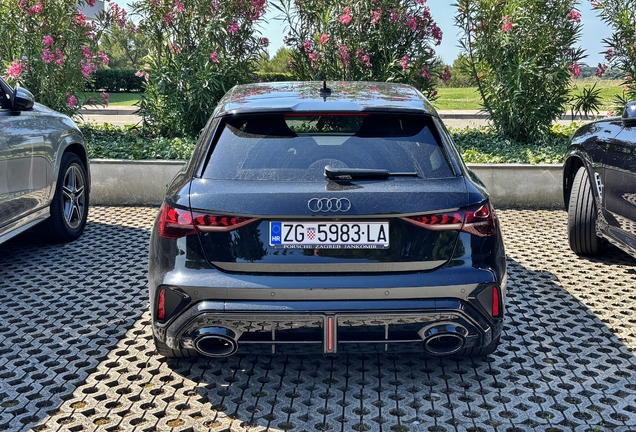 Audi RS3 Sportback 8Y 2025