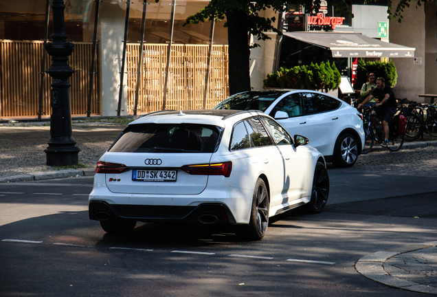 Audi RS6 Avant C8