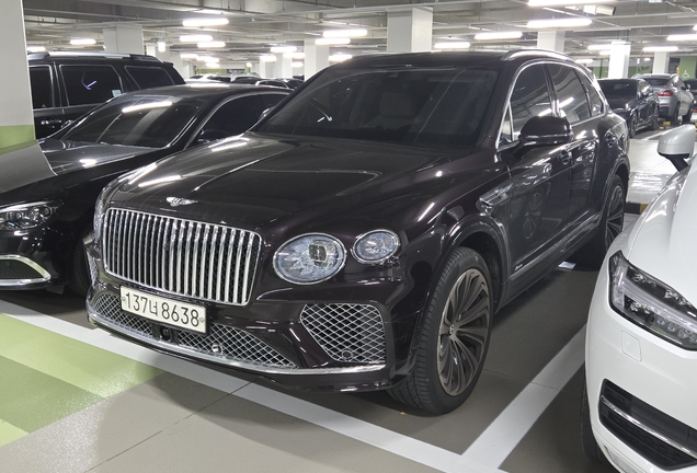 Bentley Bentayga Azure 2024