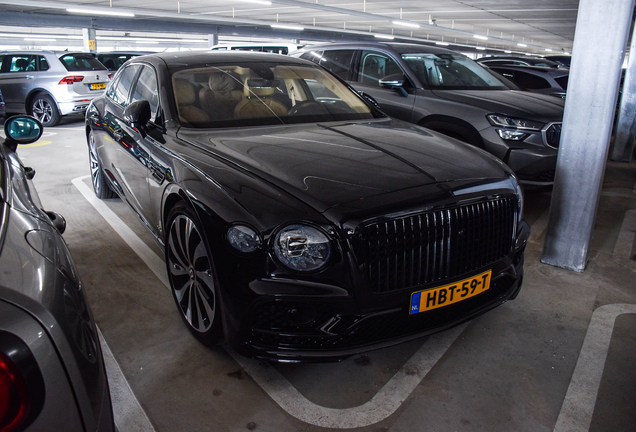 Bentley Flying Spur Hybrid Azure
