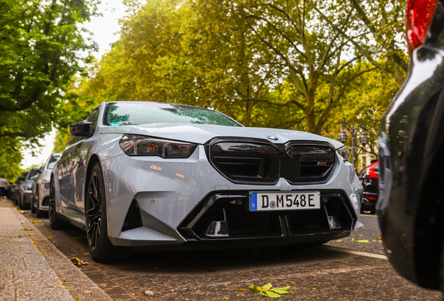 BMW M5 G90