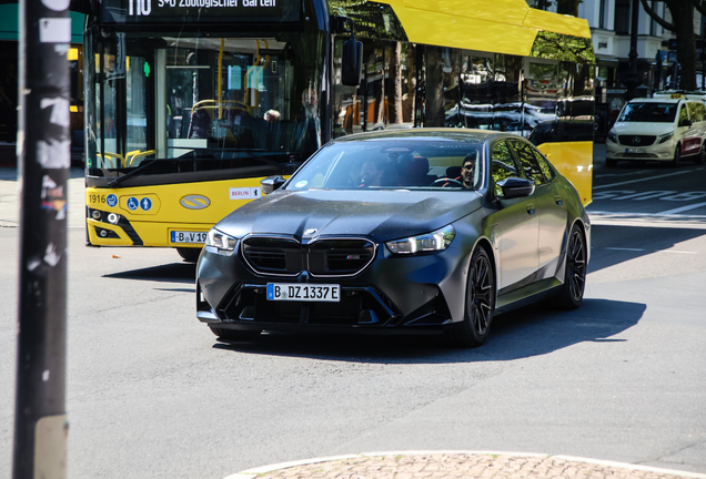 BMW M5 G90