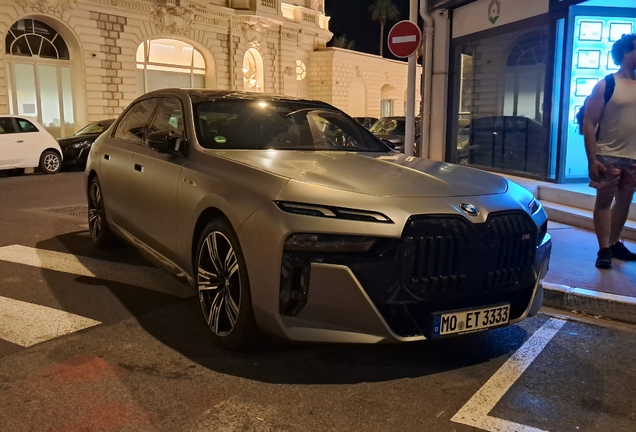 BMW M760e xDrive