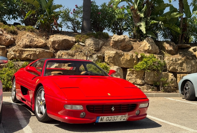 Ferrari F355 GTS