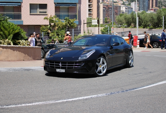 Ferrari FF