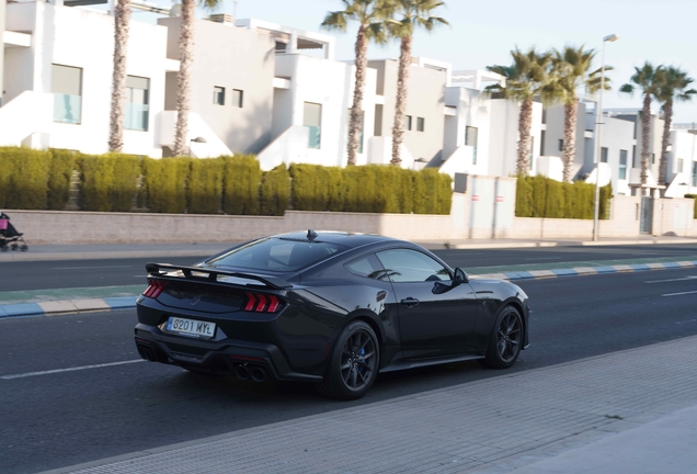 Ford Mustang Dark Horse 2024
