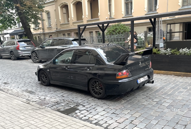 Mitsubishi Lancer Evolution IX