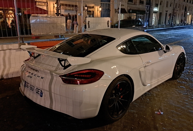 Porsche 718 Cayman GT4