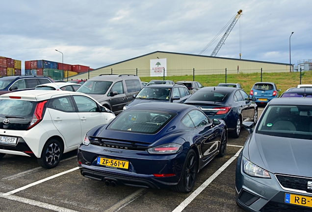 Porsche 718 Cayman S