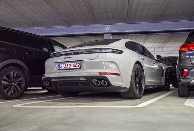 Porsche 972 Panamera Turbo S E-Hybrid